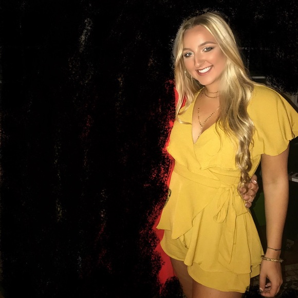 Vestique Yellow Romper - Picture 1 of 5